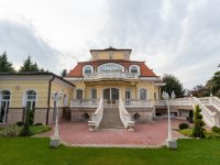 Eladó családi ház, Dunakeszin, Szabó Ervin utcában 450 M Ft