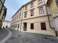 Eladó családi ház, Sopronban 1290 M Ft, 20 szobás