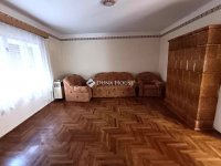 Eladó családi ház, Kisbéren 32.5 M Ft, 2 szobás