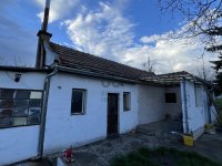 Eladó családi ház, Dorogon 27 M Ft, 2 szobás