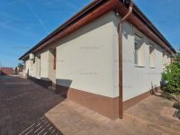 Eladó családi ház, Győrött 145 M Ft, 4 szobás