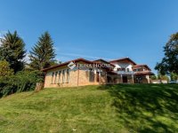 Eladó családi ház, Gödön 808 M Ft, 8+1 szobás