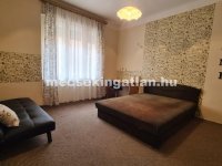 Kiadó téglalakás, albérlet, Pécsett 150 E Ft / hó, 1 szobás