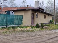 Eladó családi ház, Törtelen 33.5 M Ft, 4+1 szobás