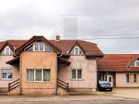 Eladó családi ház, Csepregen 120 M Ft, 7 szobás