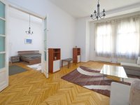 Eladó téglalakás, V. kerületben, Nyáry Pál utcában 145 M Ft