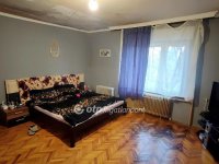 Eladó családi ház, Győrzámolyon 54 M Ft, 4 szobás