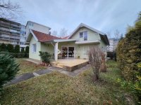Eladó családi ház, Siófokon 250 M Ft, 7 szobás