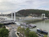 Kiadó iroda, V. kerületben, Március 15. téren 1731 E Ft / hó
