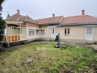 Eladó családi ház, Karácsondon 25 M Ft, 4 szobás