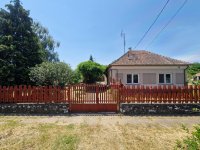 Eladó családi ház, Nagybaracskán 26.9 M Ft, 4 szobás