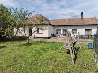 Eladó családi ház, Szirákon 31.9 M Ft, 3 szobás