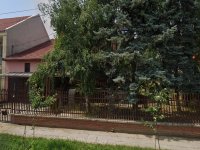 Eladó családi ház, Szegeden, Radnóti utcában 100 M Ft