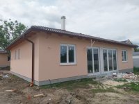 Eladó családi ház, Székesfehérvárott 77.5 M Ft, 4 szobás