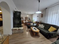 Eladó családi ház, Veszprémben 124 M Ft, 4 szobás