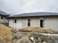 Eladó ikerház, Mendén 79 M Ft, 4 szobás / költözzbe.hu