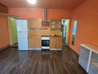Kiadó családi ház, albérlet, Oroszlányban 150 E Ft / hó