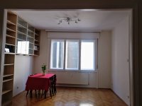 Kiadó téglalakás, albérlet, V. kerületben 250 E Ft / hó