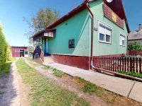 Eladó családi ház, Szakolyon 37.8 M Ft, 3+1 szobás