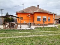 Eladó családi ház, Kondoroson 23 M Ft, 3 szobás