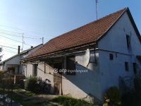 Eladó családi ház, Szekszárdon 28.5 M Ft, 1+2 szobás
