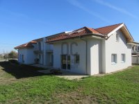 Eladó téglalakás, Velencén 60 M Ft, 3 szobás