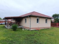 Eladó családi ház, Majosházán 92.5 M Ft, 4 szobás