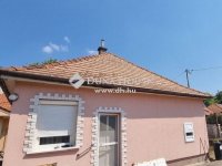 Eladó családi ház, Szigetszentmiklóson 55 M Ft, 2 szobás