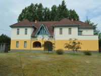 Eladó családi ház, Lakitelken 74 M Ft, 8 szobás