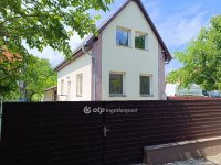 Eladó családi ház, Szigetszentmiklóson 69.9 M Ft, 2+2 szobás