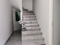 Eladó téglalakás, Kecskeméten 75 M Ft, 5 szobás