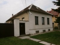 Eladó családi ház, Kapuváron 40 M Ft, 4 szobás