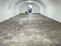 Eladó üzlethelyiség, Pécsett 37.9 M Ft / költözzbe.hu