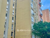 Eladó panellakás, Pécsett 34.99 M Ft, 2 szobás