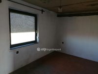 Eladó családi ház, Tótkomlóson 18 M Ft, 4 szobás