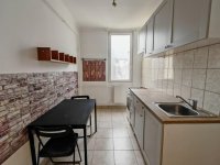 Kiadó téglalakás, albérlet, Tatabányán 150 E Ft / hó