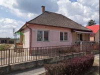 Eladó családi ház, Komorón 19.5 M Ft, 3 szobás