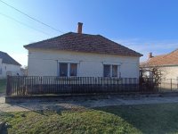 Eladó családi ház, Kemenesszentpéteren 23.9 M Ft, 3 szobás