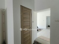 Eladó üzlethelyiség, Jászberényben 79 M Ft