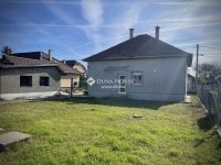 Eladó családi ház, Vecsésen 78 M Ft, 3 szobás