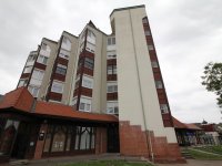 Eladó téglalakás, Dombóváron 24.5 M Ft, 2+1 szobás