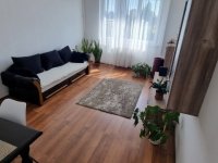 Eladó téglalakás, Szegeden 51 M Ft, 2+2 szobás