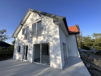 Eladó családi ház, Szigetmonostorban 120 M Ft, 5 szobás