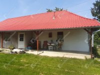 Eladó családi ház, Sárazsadányon 12.9 M Ft, 2 szobás