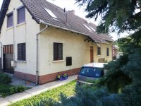 Eladó családi ház, Szegeden, Szöri utcában 129 M Ft, 6 szobás