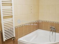 Kiadó téglalakás, albérlet, Kecskeméten 250 E Ft / hó