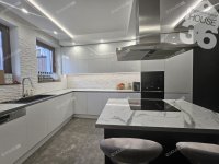 Kiadó sorház, albérlet, Kecskeméten 700 E Ft / hó, 4 szobás
