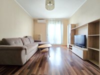 Kiadó panellakás, albérlet, Pécsett 180 E Ft / hó, 2 szobás