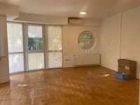 Kiadó iroda, III. kerületben 752 E Ft / hó, 8 szobás