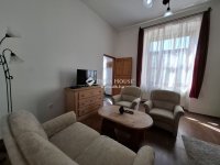 Eladó téglalakás, Pécsett 65 M Ft, 3 szobás